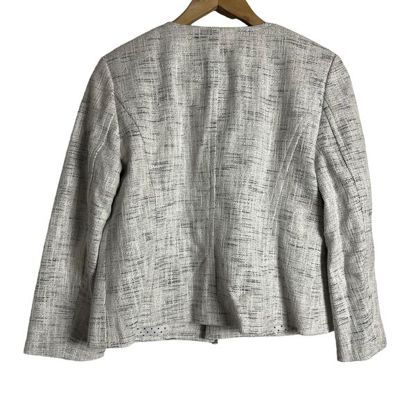 Ann Taylor White Gray Marled Tweed Zip Up Blazer Jacket Size 12 Petite - Picture 6 of 7